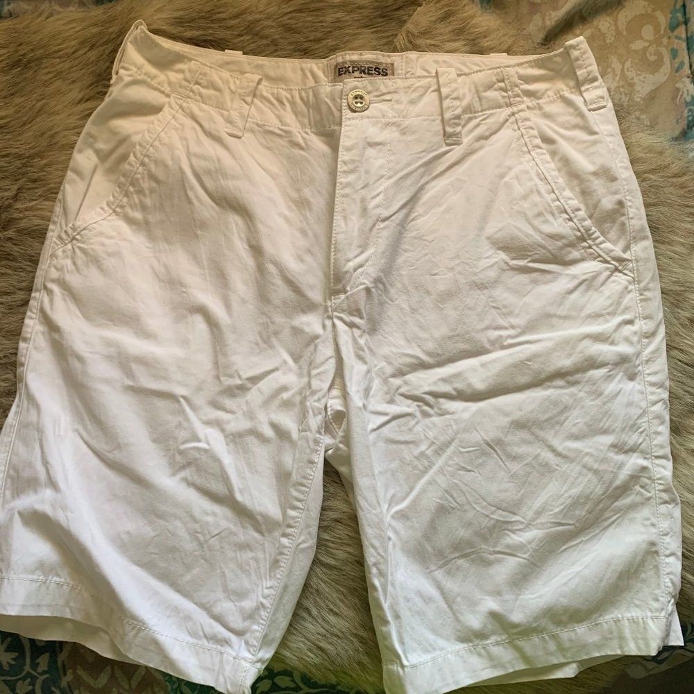 sz 31 white express shorts